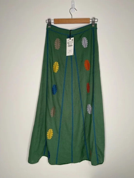 NWT ZARA Green Embroidered A-Line Skirt Linen Blend Aztec size Extra Small - Picture 3 of 7